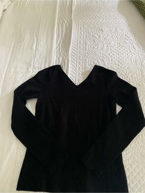 Vince Black Scoop Neck Knit Top